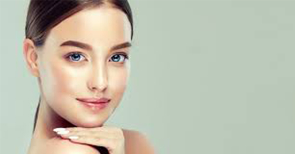 Ποιο είναι το πιο περιζήτητο face look αυτή την περίοδο εντός και εκτός πασαρέλας;