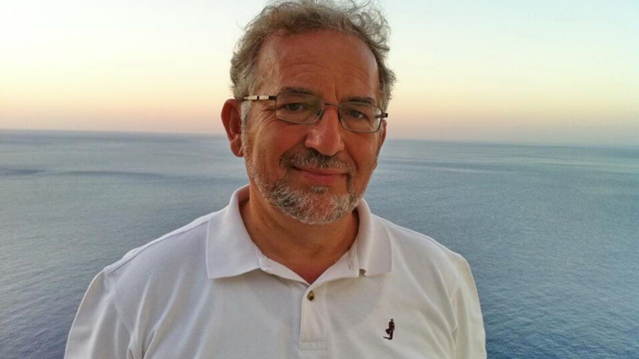 Παιδοψυχίατρος Δ. Καραγιάννης: “Να ψάχνουμε διαρκώς την ομορφιά δίπλα μας και μέσα μας”