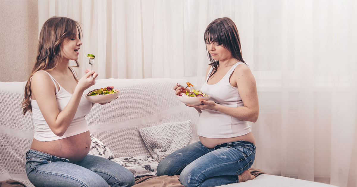 pregnant women eating