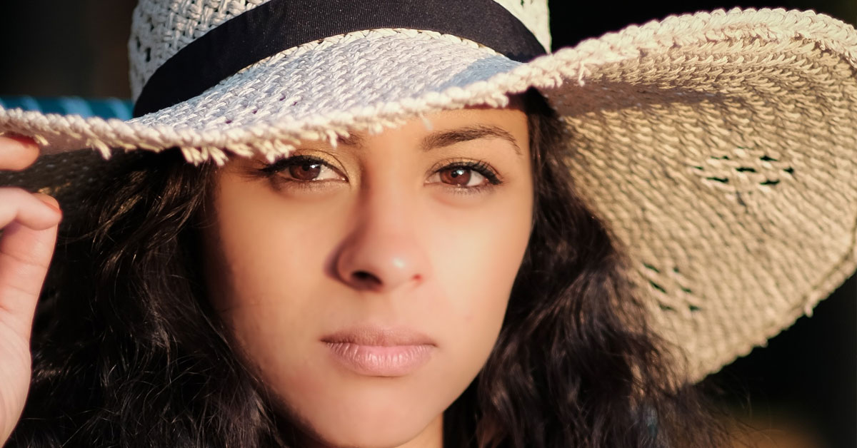 hat woman face