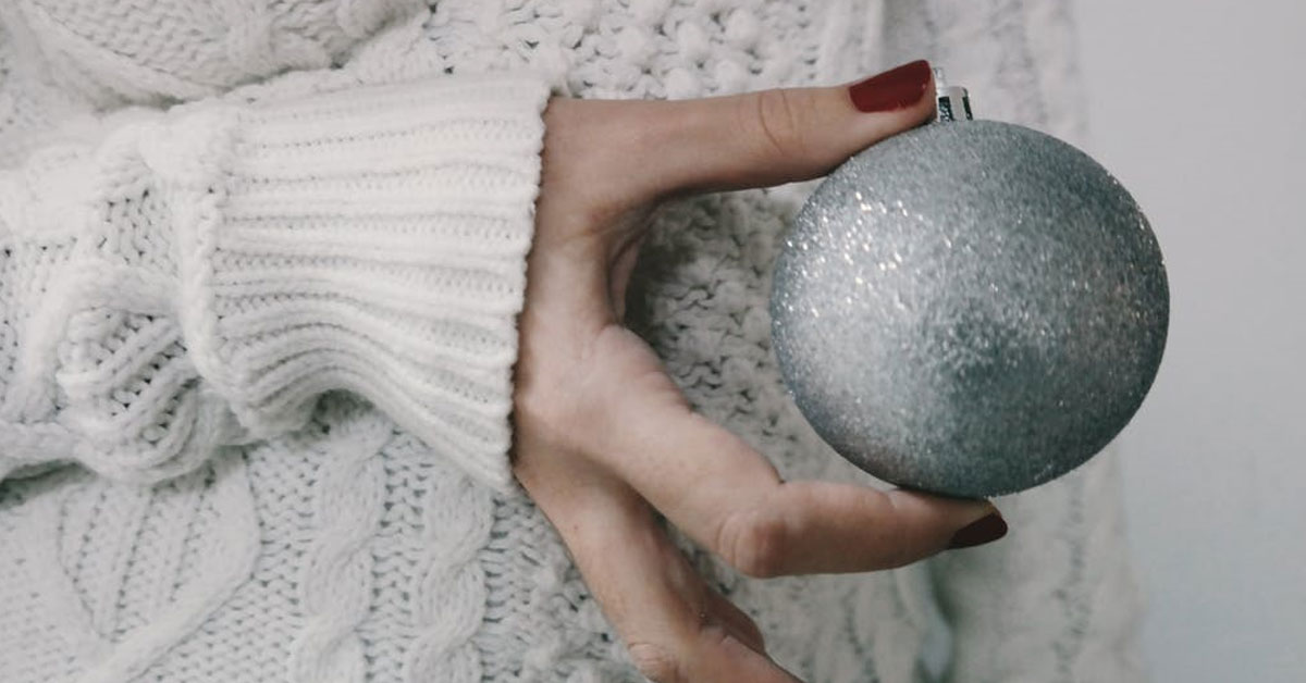 festive nails