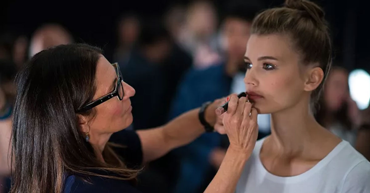 makeup artist