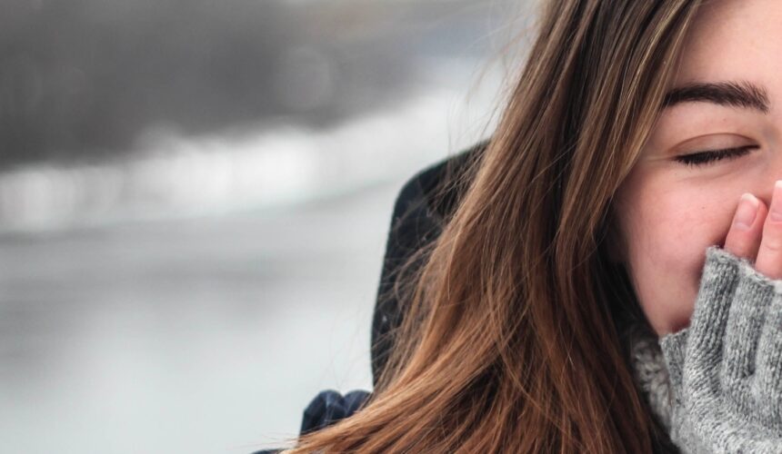 Ένα μικρό βήμα στην skincare ρουτίνα σου που θα σε απαλλάξει από τη ξηροδερμία