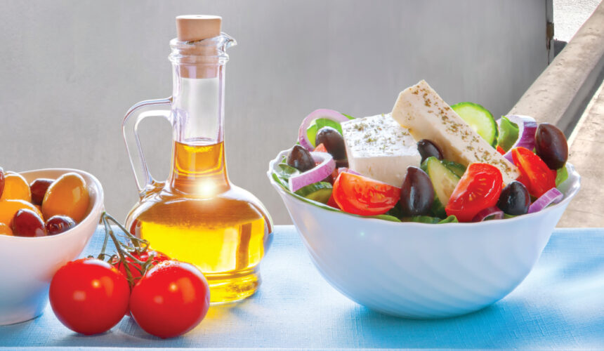 Καλοκαιρινή διατροφή : Tips για υψηλές θερμοκρασίες και διατήρηση βάρους