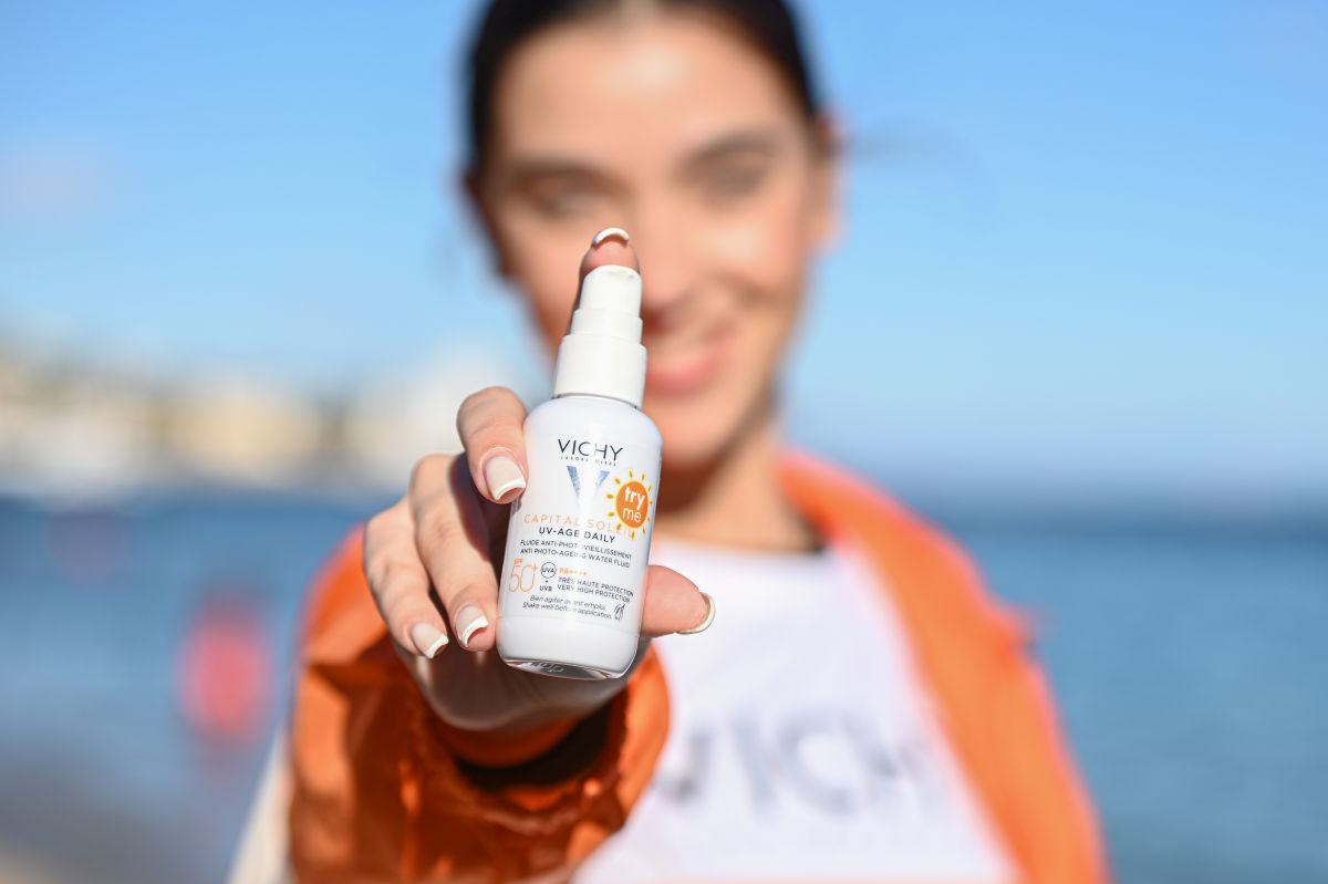 Vichy Laboratoires: Αντιηλιακή Προστασία, Επιδόσεις-Ρεκόρ και Ομαδικό Πνεύμα στο Spetses Mini Marathon 202