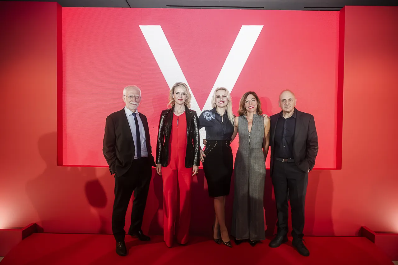 YSM 1311 Low, Women In Business &amp; Science