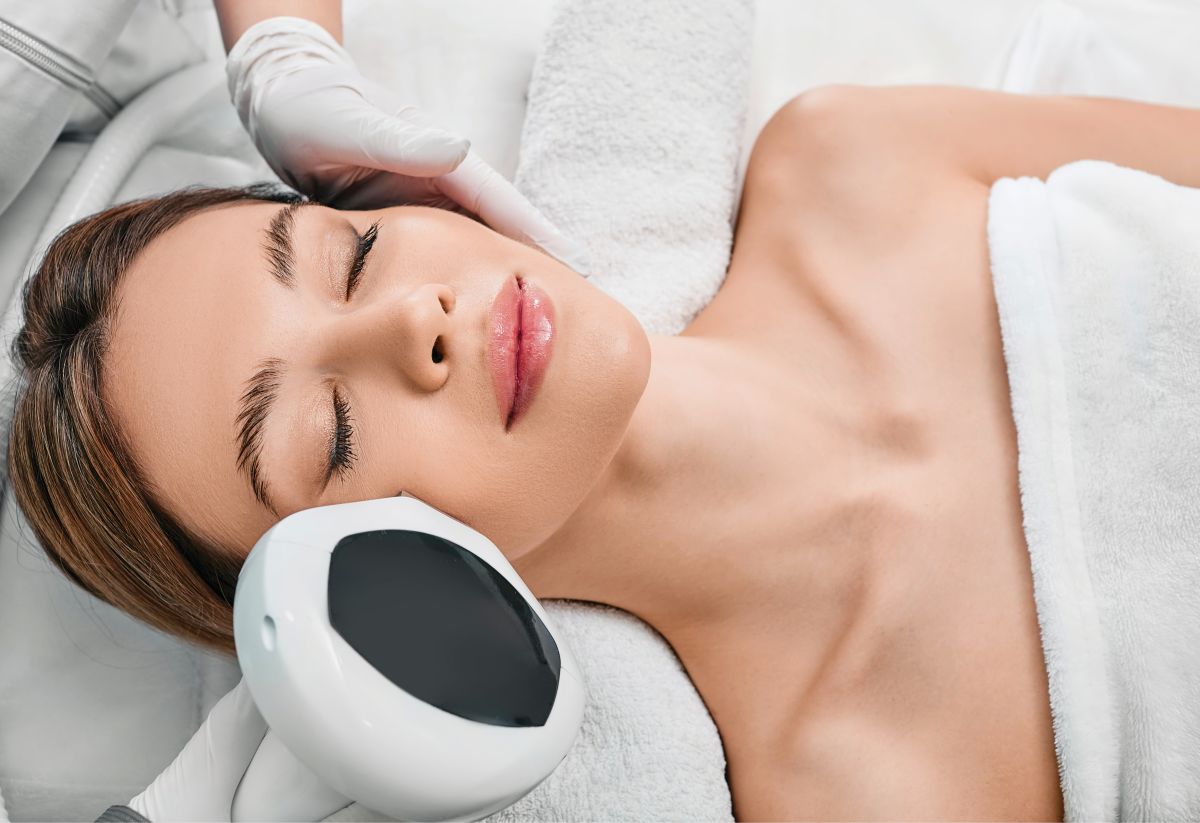 Άνοιξη στο δέρμα σας!  Οι θεραπείες που χαρίζουν φυσική ανανέωση πριν το καλοκαίρι 